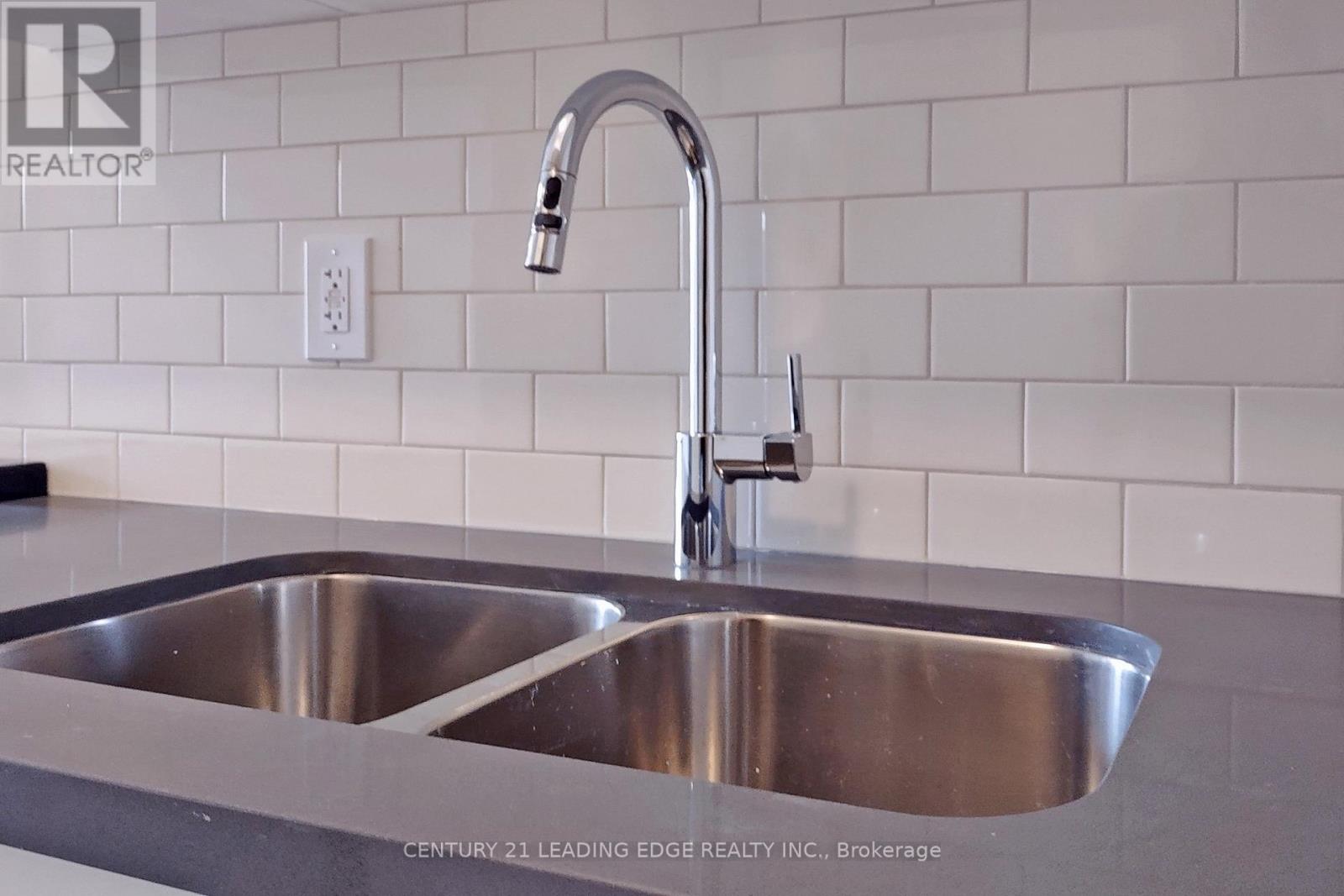 Ground - 45 Creekbank Road, Toronto, Ontario  M6L 1C7 - Photo 12 - W13862314