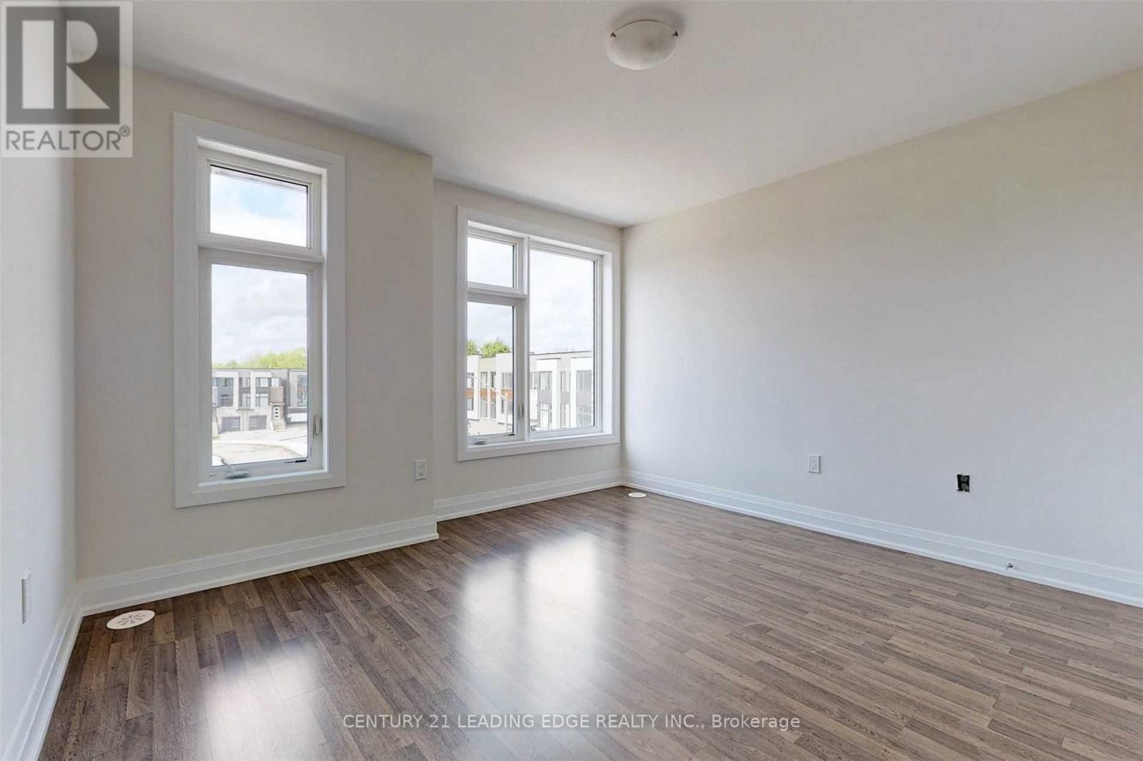 Upper - 45 Creekbank Road, Toronto, Ontario  M6L 1C7 - Photo 26 - W13862378