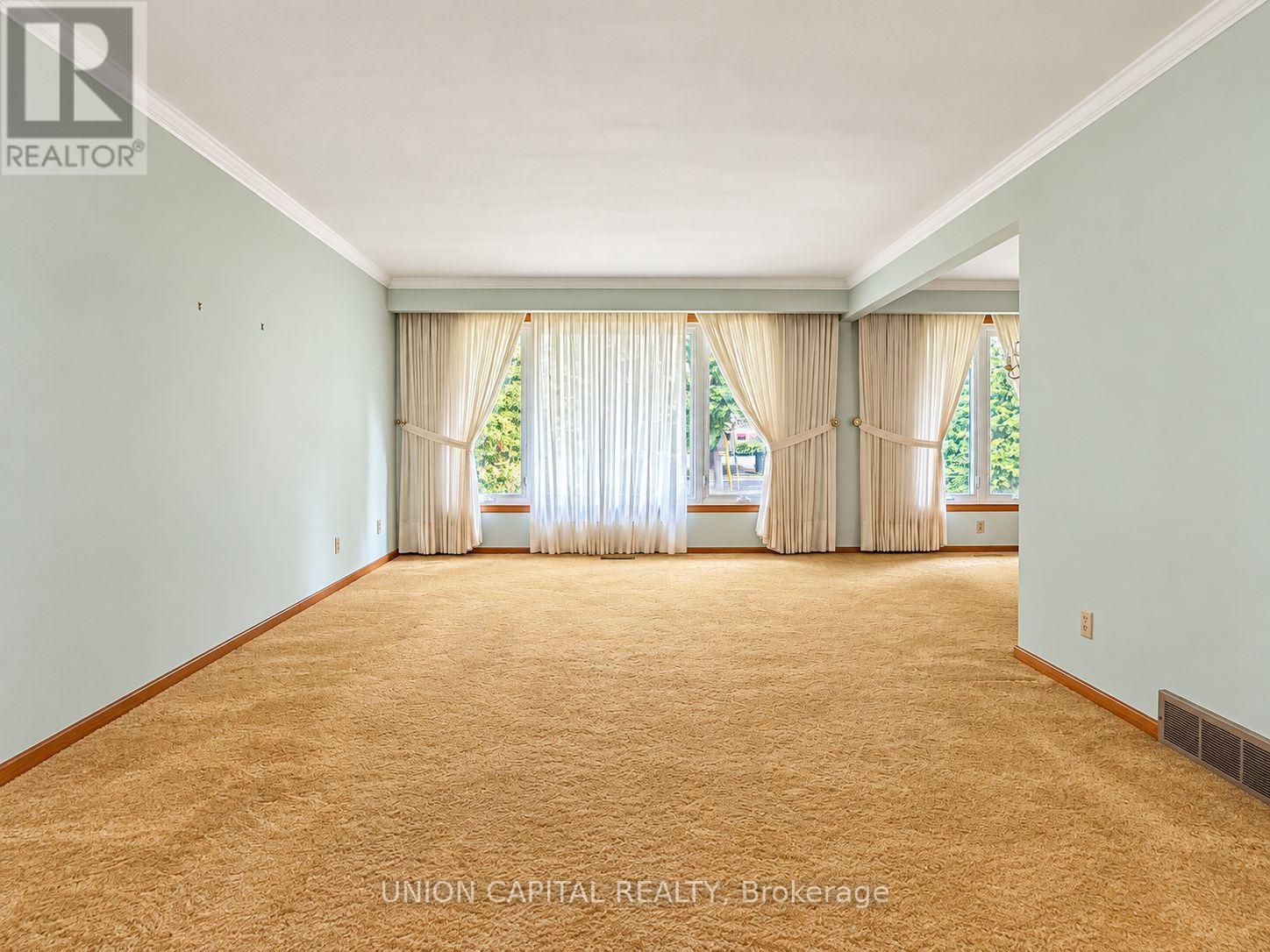 21 Croydon Drive, St. Catharines, Ontario  L2M 1J3 - Photo 6 - X13862384