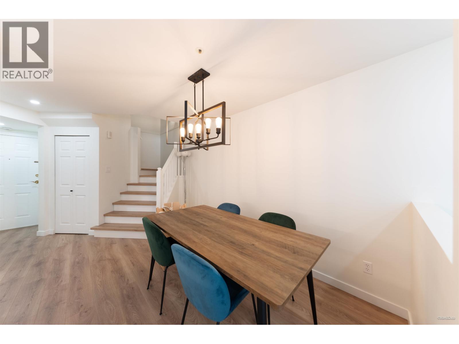 113 2960 Princess Crescent, Coquitlam, British Columbia  V3B 7P2 - Photo 4 - R3171915