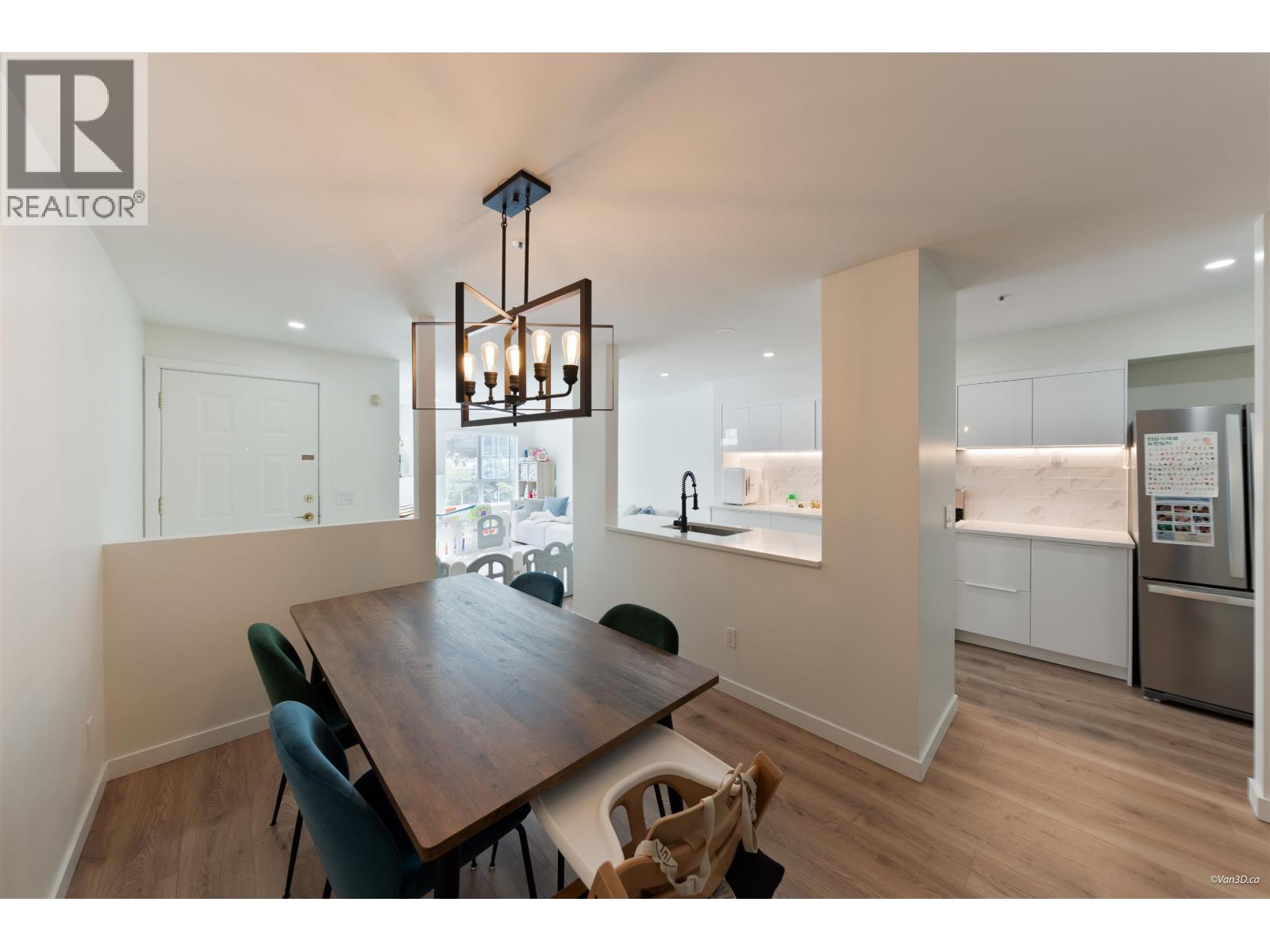 113 2960 Princess Crescent, Coquitlam, British Columbia  V3B 7P2 - Photo 11 - R3171915