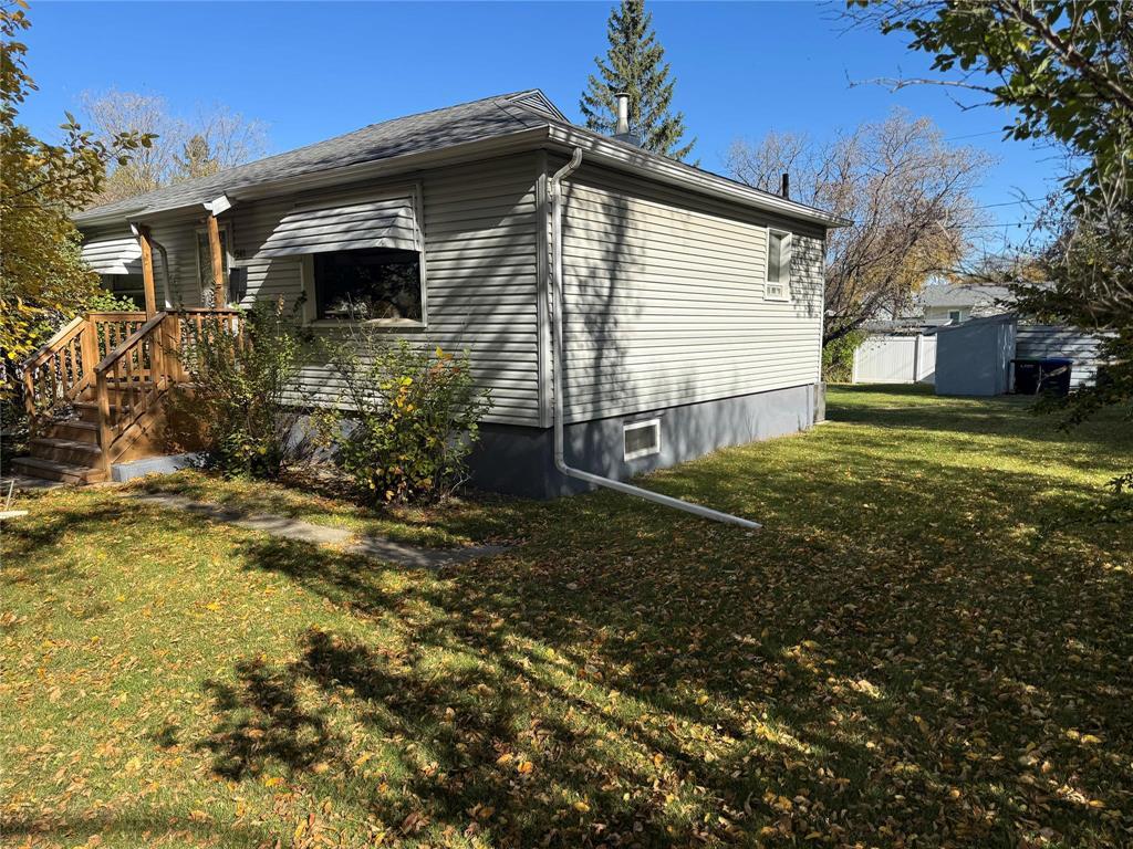561 23rd Street, Brandon, Manitoba  R7B 1V8 - Photo 2 - 202624873