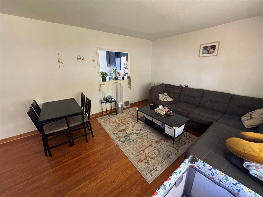 561 23rd Street, Brandon, Manitoba  R7B 1V8 - Photo 9 - 202624873