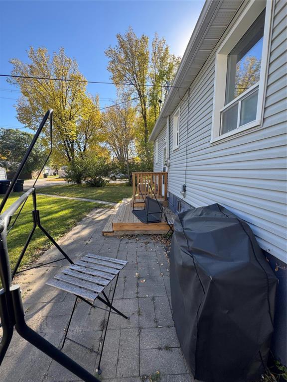 561 23rd Street, Brandon, Manitoba  R7B 1V8 - Photo 7 - 202624873