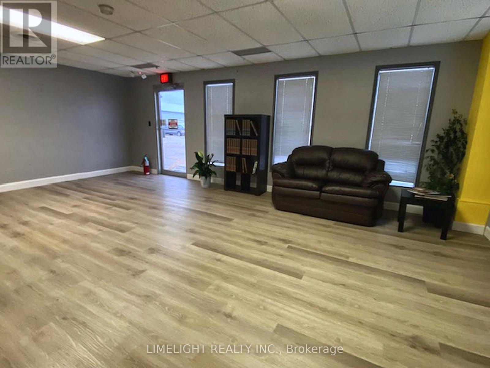 2 - 2134 Crumlin Side Road, London East, Ontario  N5V 3Z9 - Photo 4 - X13862670