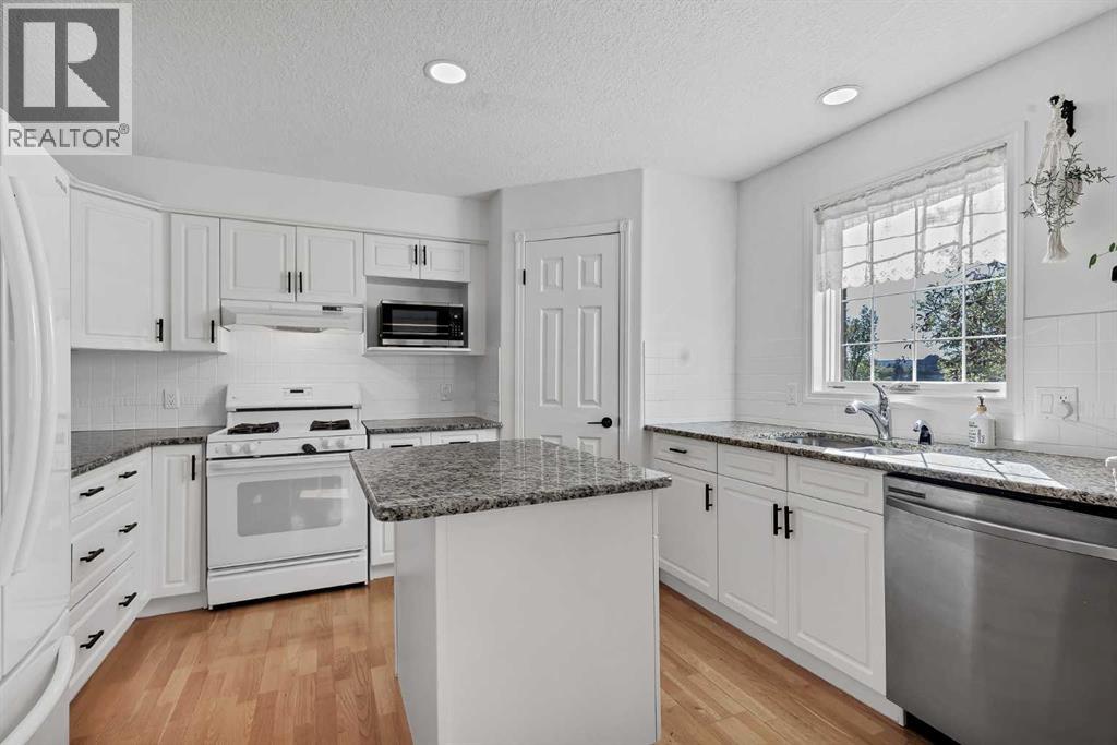 227, 6868 Sierra Morena Boulevard SW, Calgary, Alberta  T3H 3R6 - Photo 6 - A2347784
