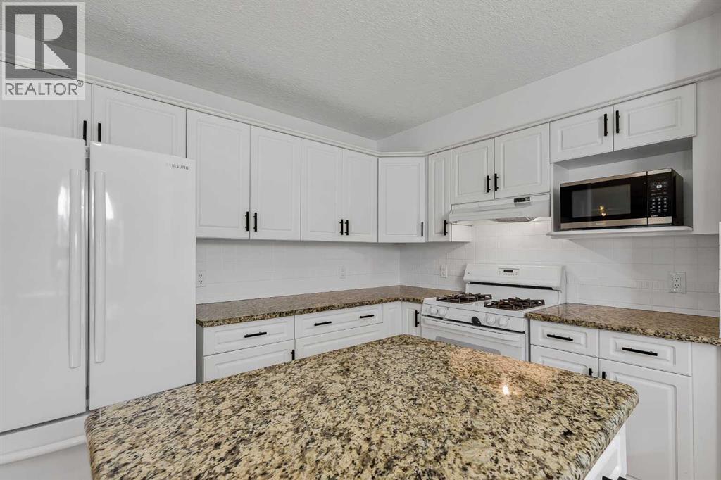 227, 6868 Sierra Morena Boulevard SW, Calgary, Alberta  T3H 3R6 - Photo 8 - A2347784