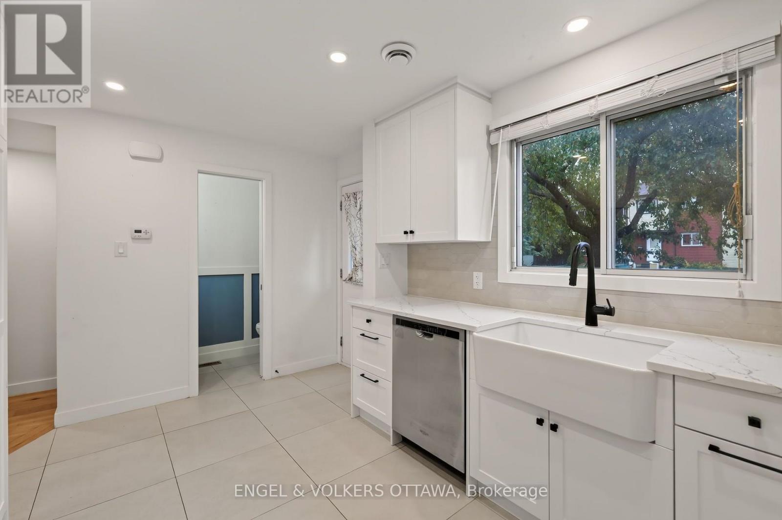 259 Teal Crescent, Ottawa, Ontario  K1E 2C3 - Photo 10 - X13862574