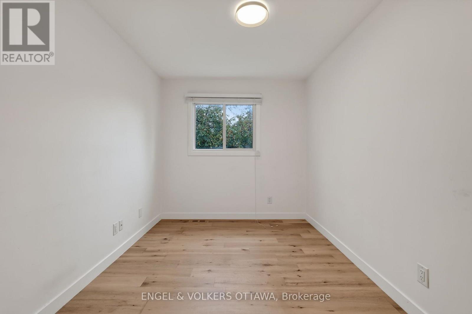 259 Teal Crescent, Ottawa, Ontario  K1E 2C3 - Photo 29 - X13862574