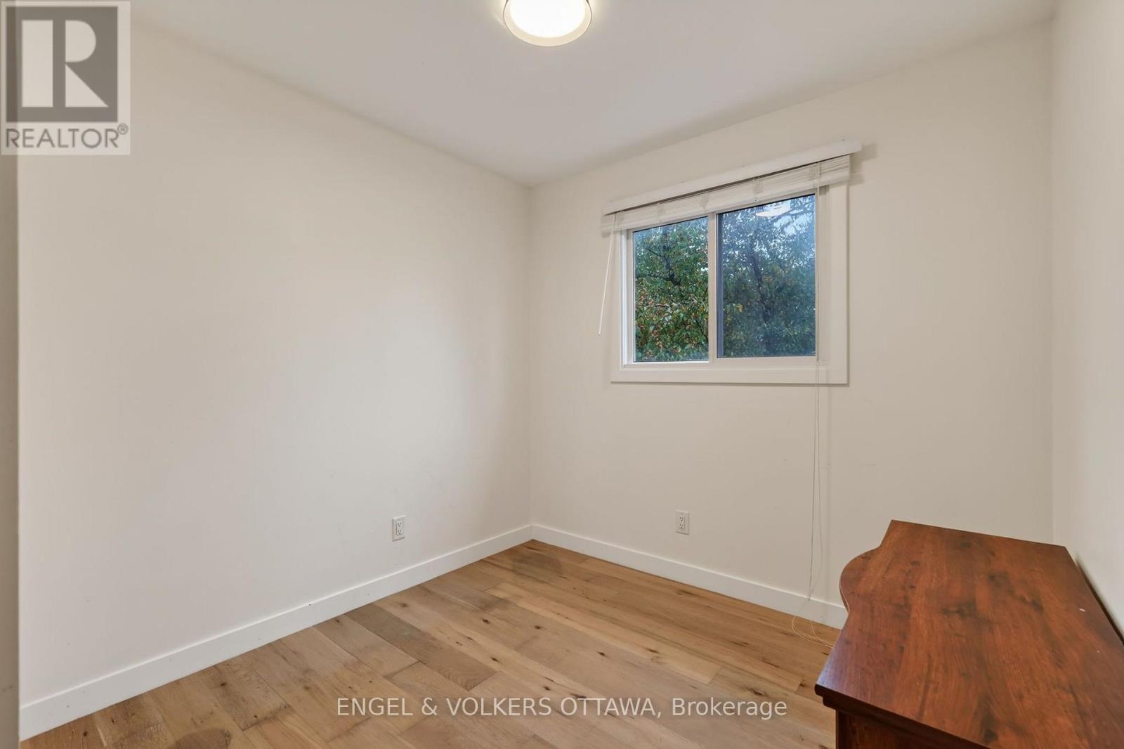 259 Teal Crescent, Ottawa, Ontario  K1E 2C3 - Photo 31 - X13862574