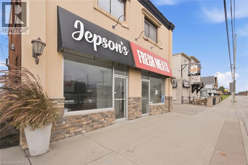 35 Main Street N, Hagersville, Ontario  N0A 1H0 - Photo 3 - 40861004