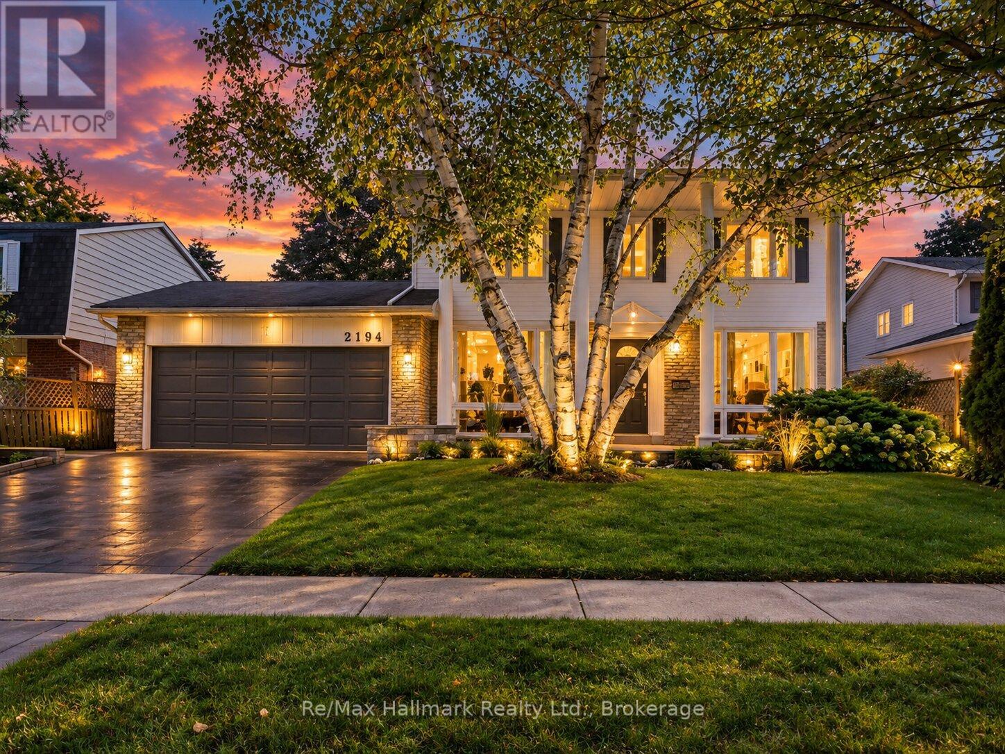 2194 CONSTANCE DRIVE, Oakville, Ontario