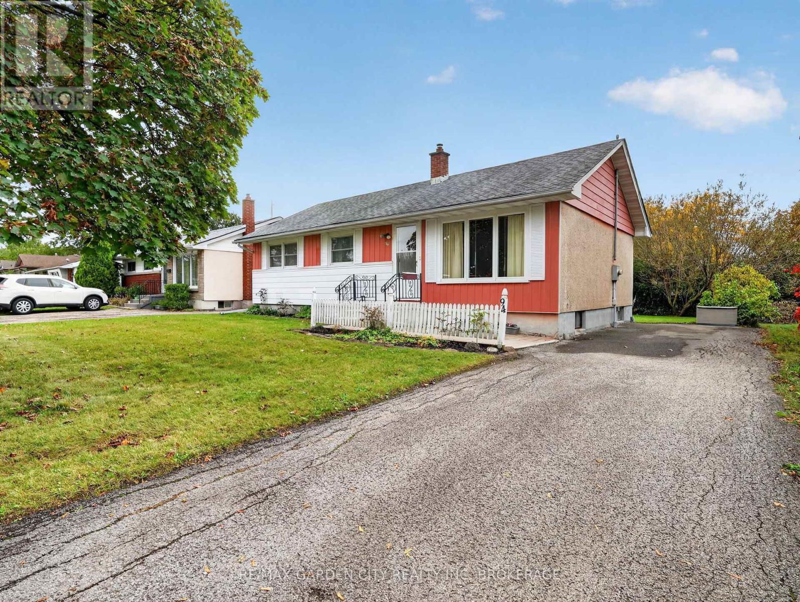 94 Jacobson Avenue, St. Catharines (Glendale/glenridge), Ontario  L2T 3A3 - Photo 2 - X13862500