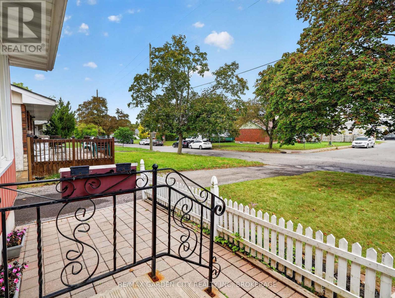 94 Jacobson Avenue, St. Catharines (Glendale/glenridge), Ontario  L2T 3A3 - Photo 28 - X13862500