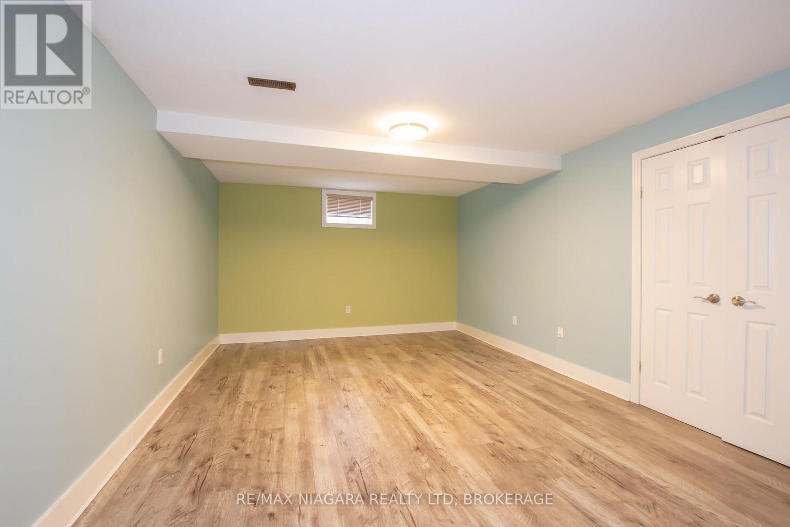 3417 Michelle Court, Niagara Falls (Mt. Carmel), Ontario  L2H 3E7 - Photo 16 - X13862556