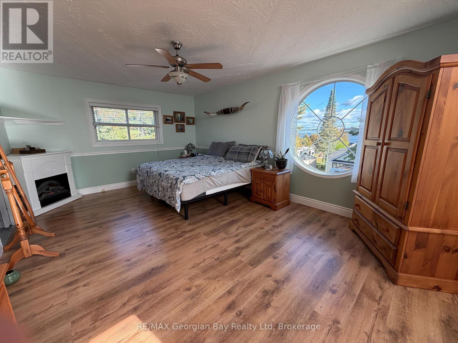 4 Moore Avenue, Tay, Ontario  L0K 2A0 - Photo 21 - S13862430