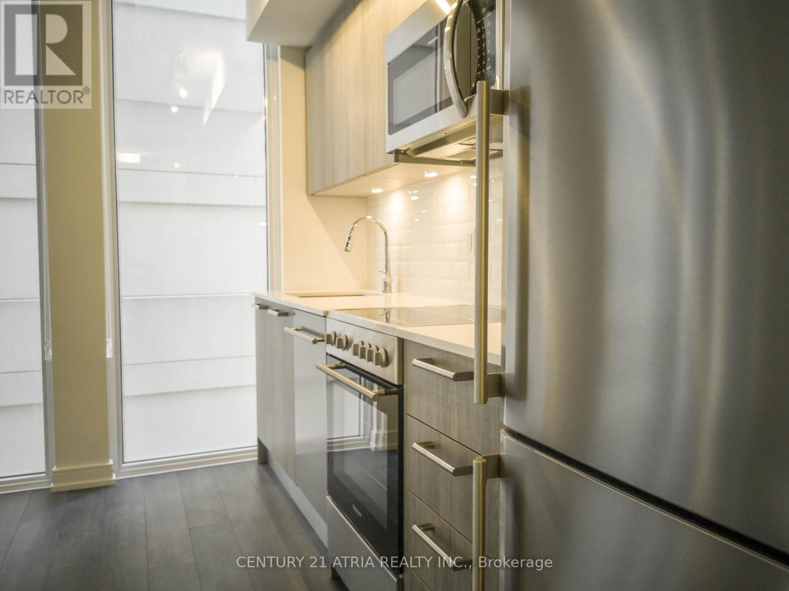 1810 - 28 Wellesley Street E, Toronto, Ontario  M4Y 0C4 - Photo 3 - C13862616