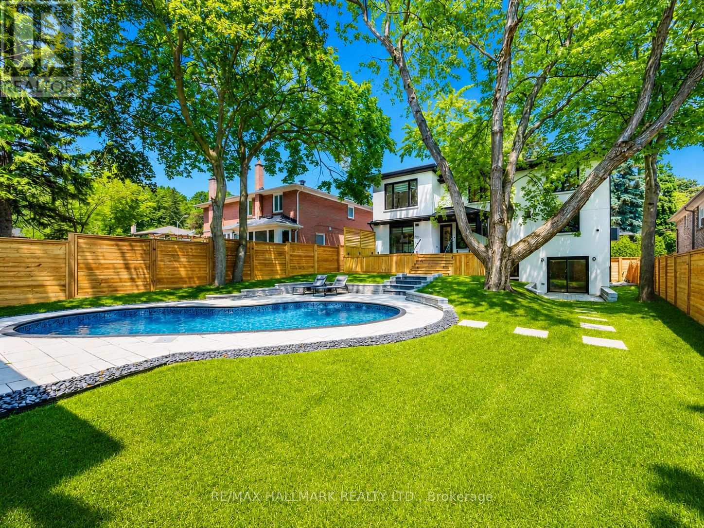 30 Kellythorne Drive, Toronto, Ontario  M3A 2L4 - Photo 47 - C13862682
