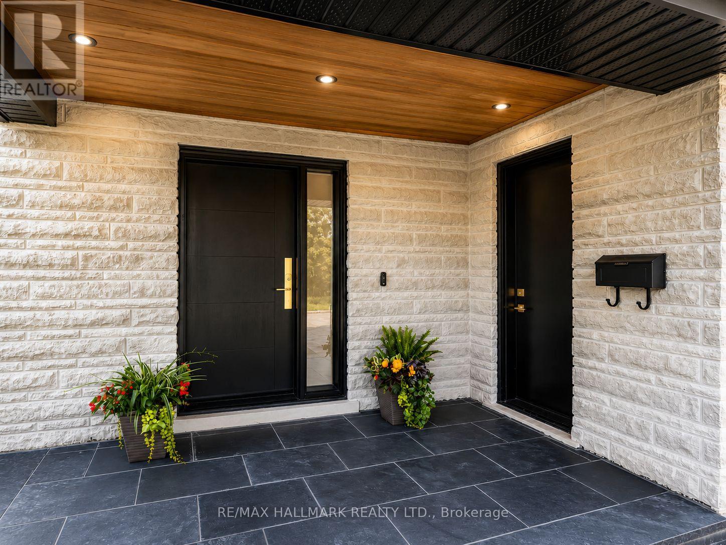 30 Kellythorne Drive, Toronto, Ontario  M3A 2L4 - Photo 6 - C13862682