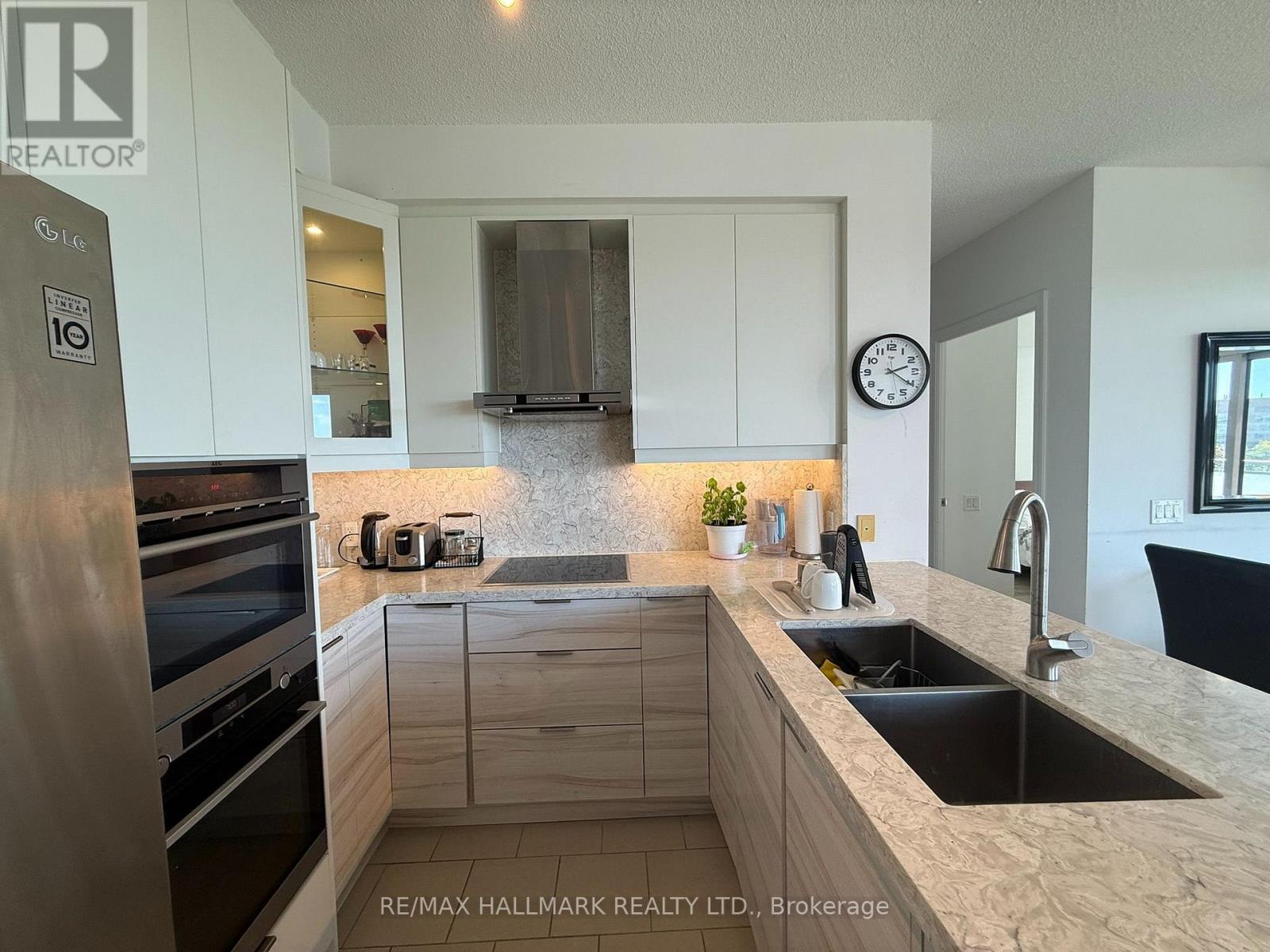 701 - 17 Ruddington Drive, Toronto (Bayview Woods-Steeles), Ontario  M2K 0A8 - Photo 10 - C13862684