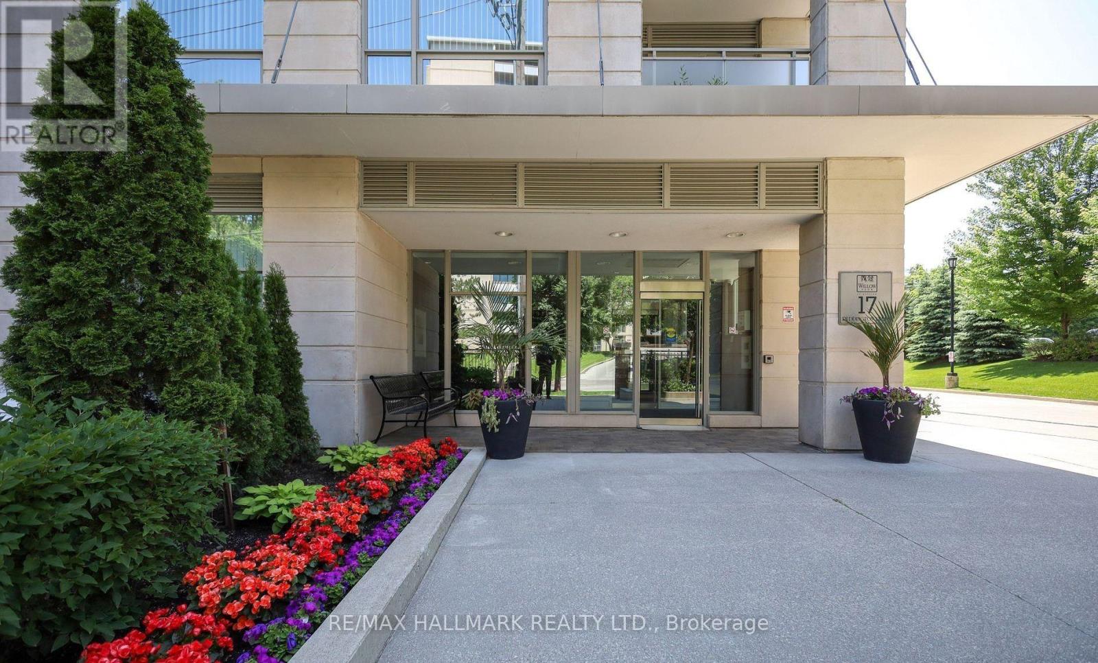 701 - 17 Ruddington Drive, Toronto (Bayview Woods-Steeles), Ontario  M2K 0A8 - Photo 3 - C13862684