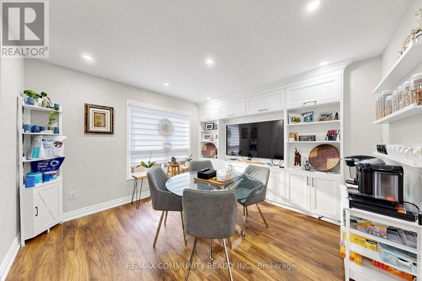 14 Presidents Court, Toronto (Milliken), Ontario  M1V 3E8 - Photo 12 - E13862504