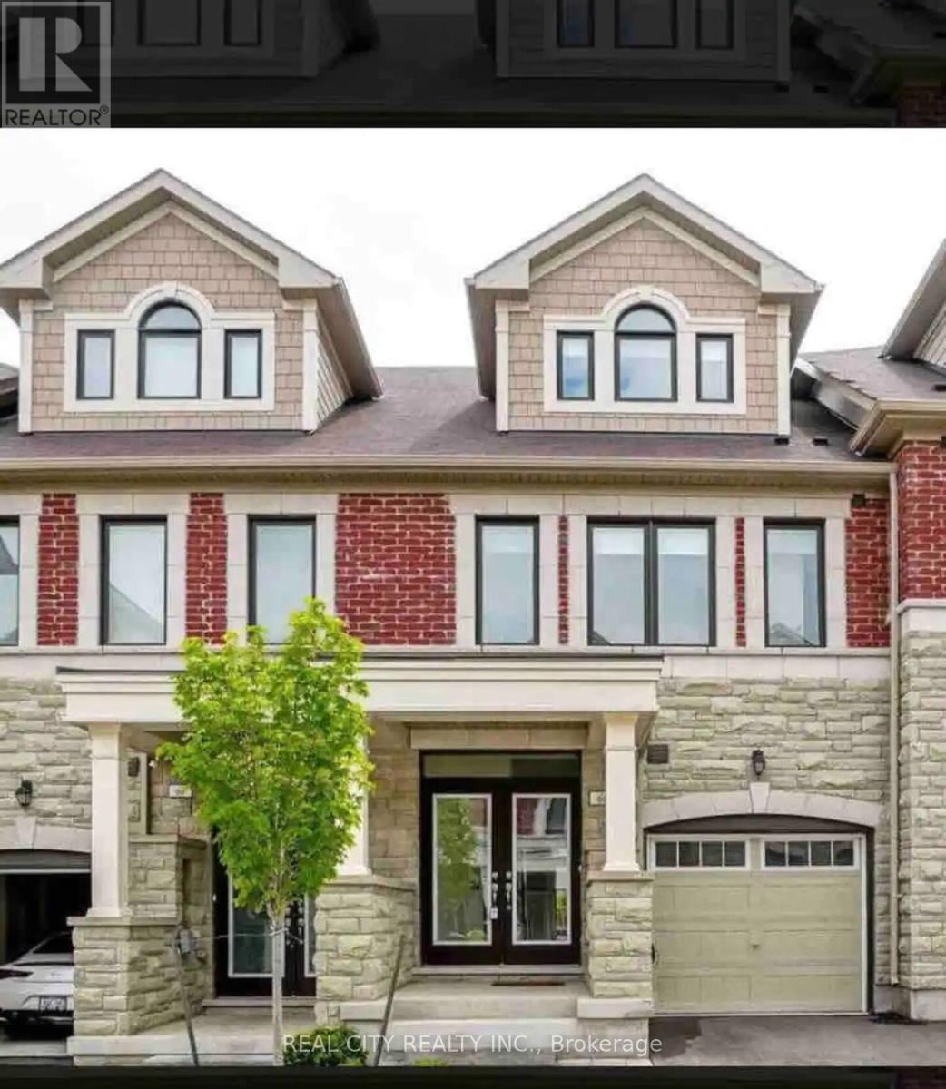 48 HIAWATHA COURT