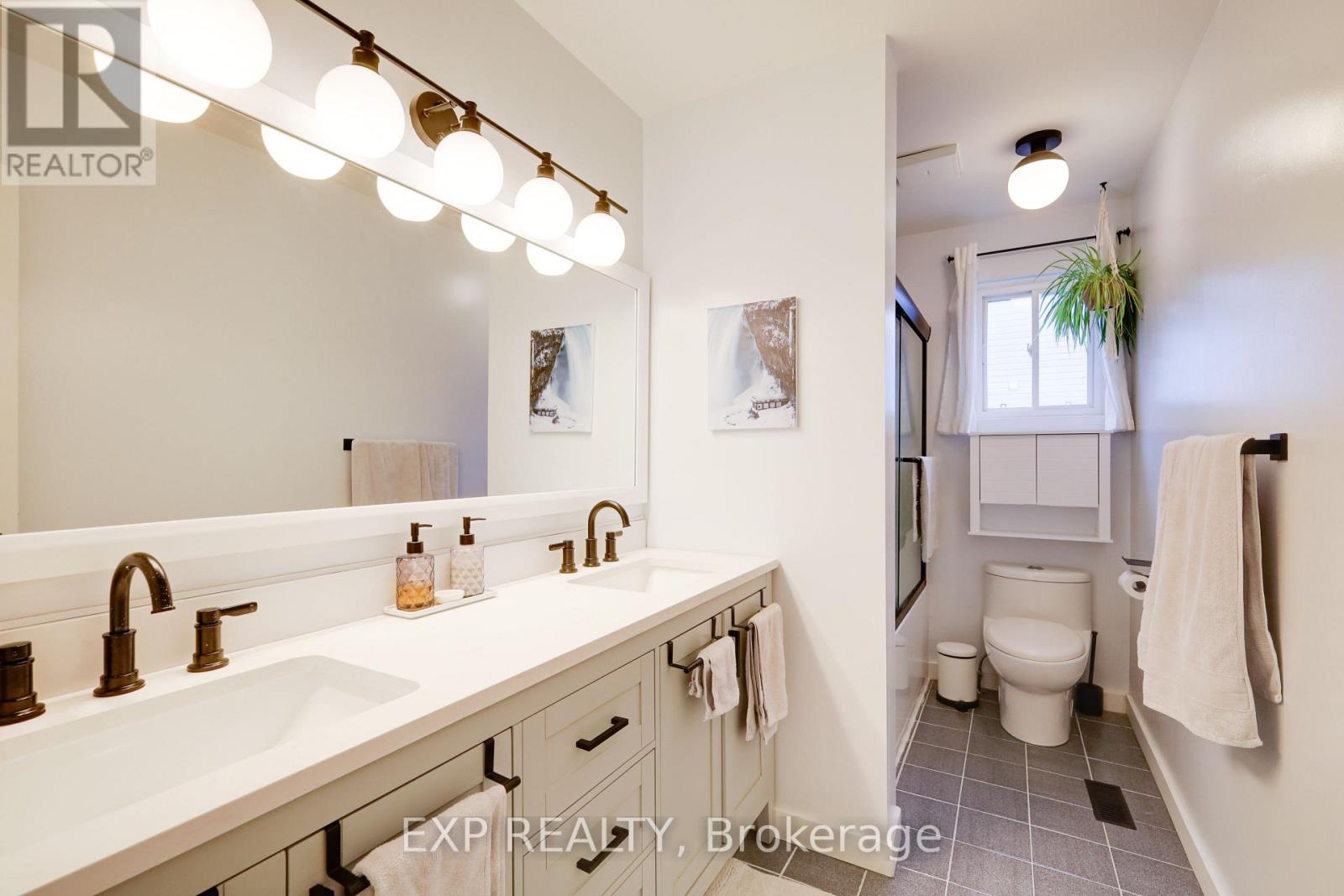 206 - 12455 Ninth Line, Whitchurch-Stouffville, Ontario  L4A 1J3 - Photo 12 - N13862672