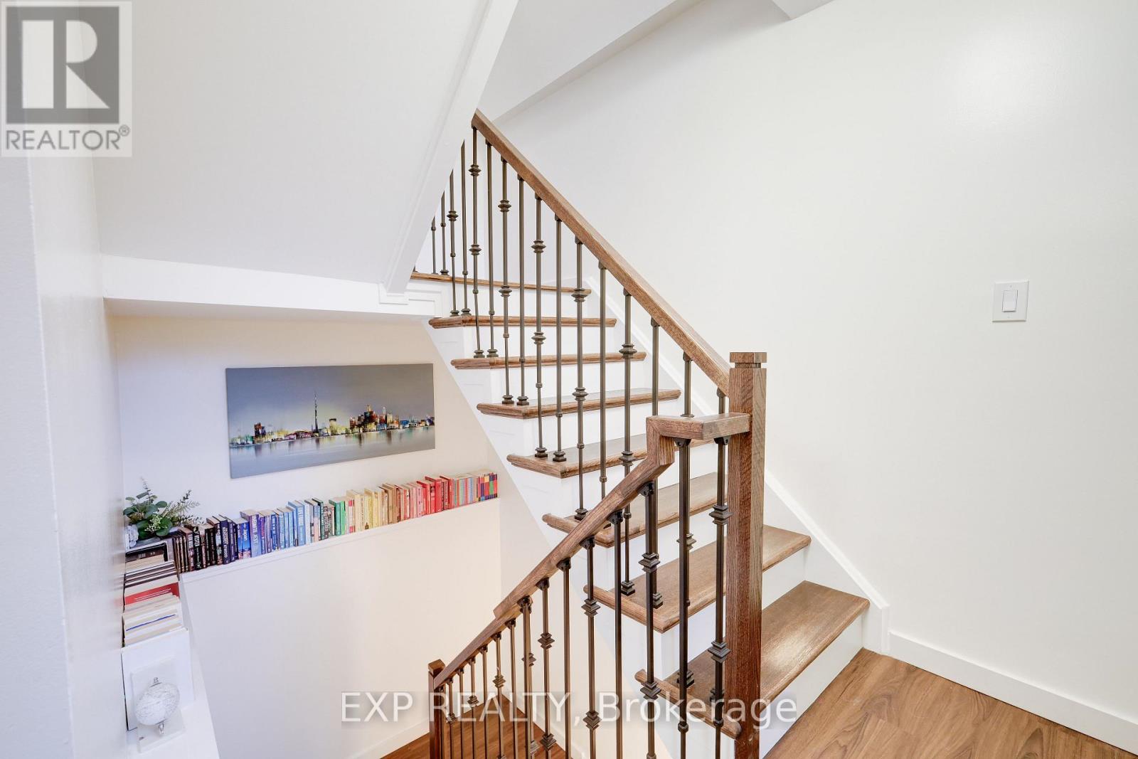 206 - 12455 Ninth Line, Whitchurch-Stouffville, Ontario  L4A 1J3 - Photo 3 - N13862672