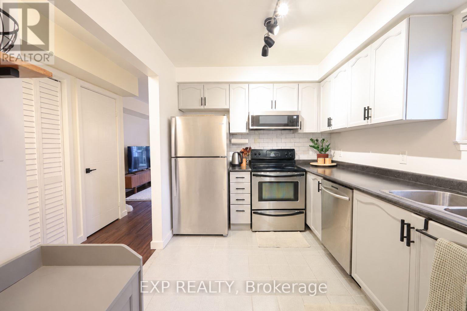 206 - 12455 Ninth Line, Whitchurch-Stouffville, Ontario  L4A 1J3 - Photo 6 - N13862672