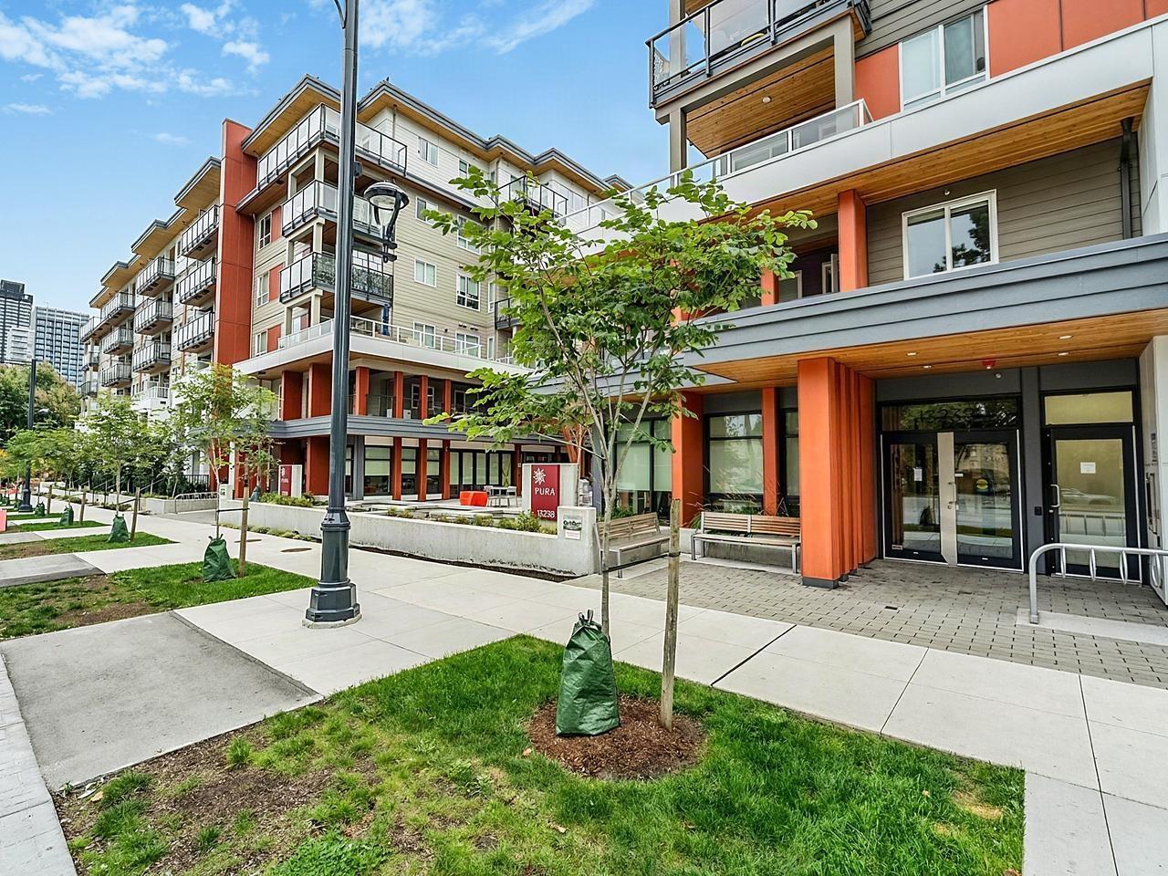 421 13238 105 AVENUE, Surrey, British Columbia