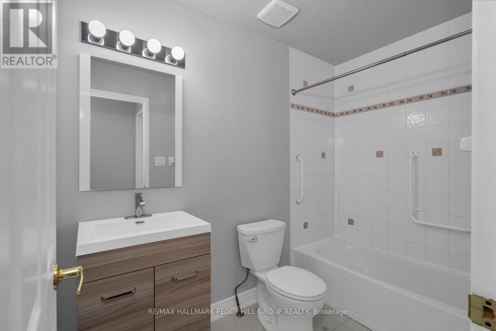 Upper - 152 Madelaine Drive, Barrie, Ontario  L4N 0N1 - Photo 15 - S13862554