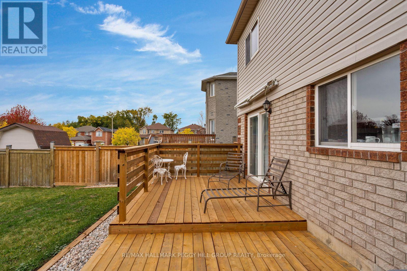 Upper - 152 Madelaine Drive, Barrie, Ontario  L4N 0N1 - Photo 16 - S13862554