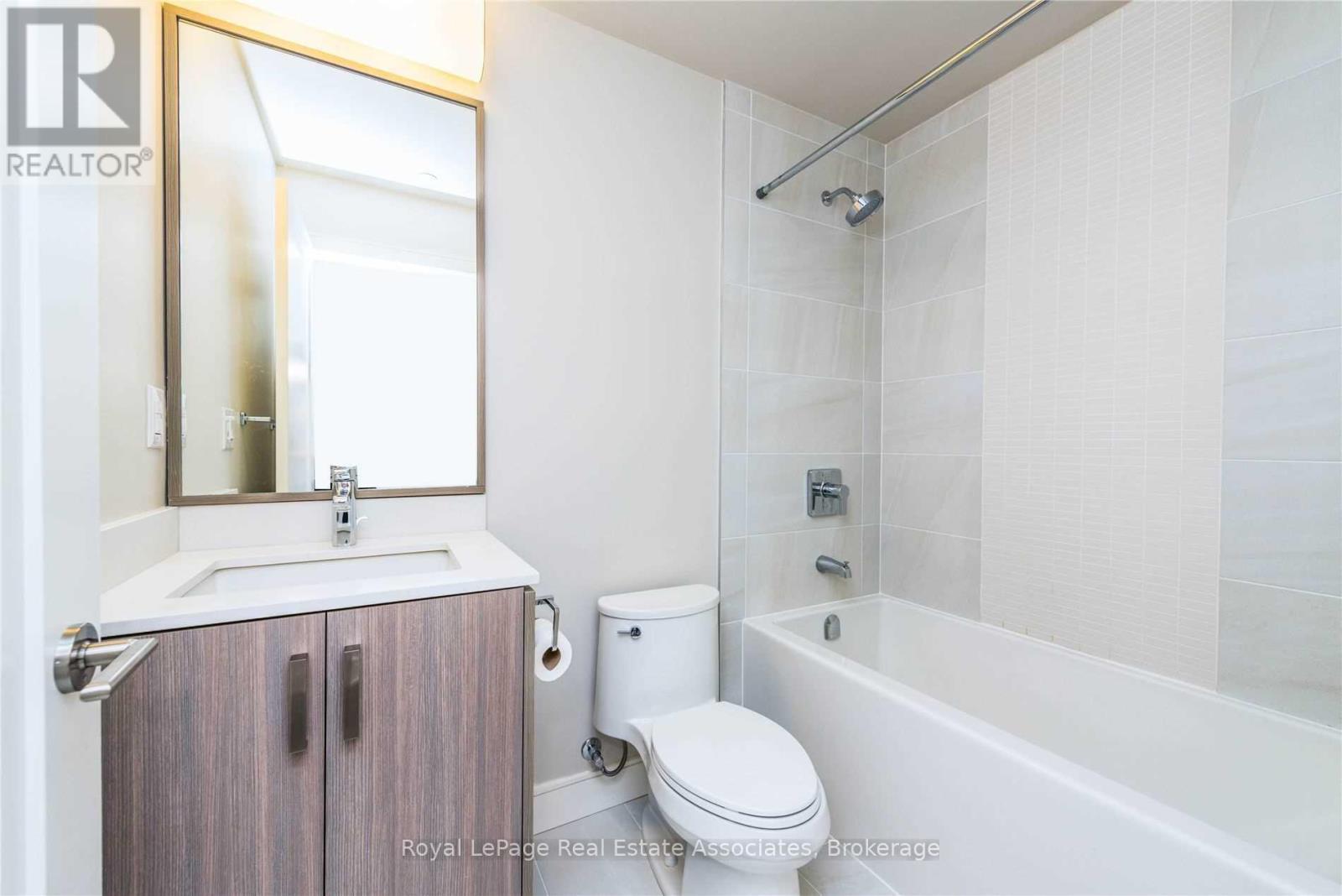 141 - 1575 Lakeshore Road W, Mississauga, Ontario  L5J 0B1 - Photo 22 - W13862416