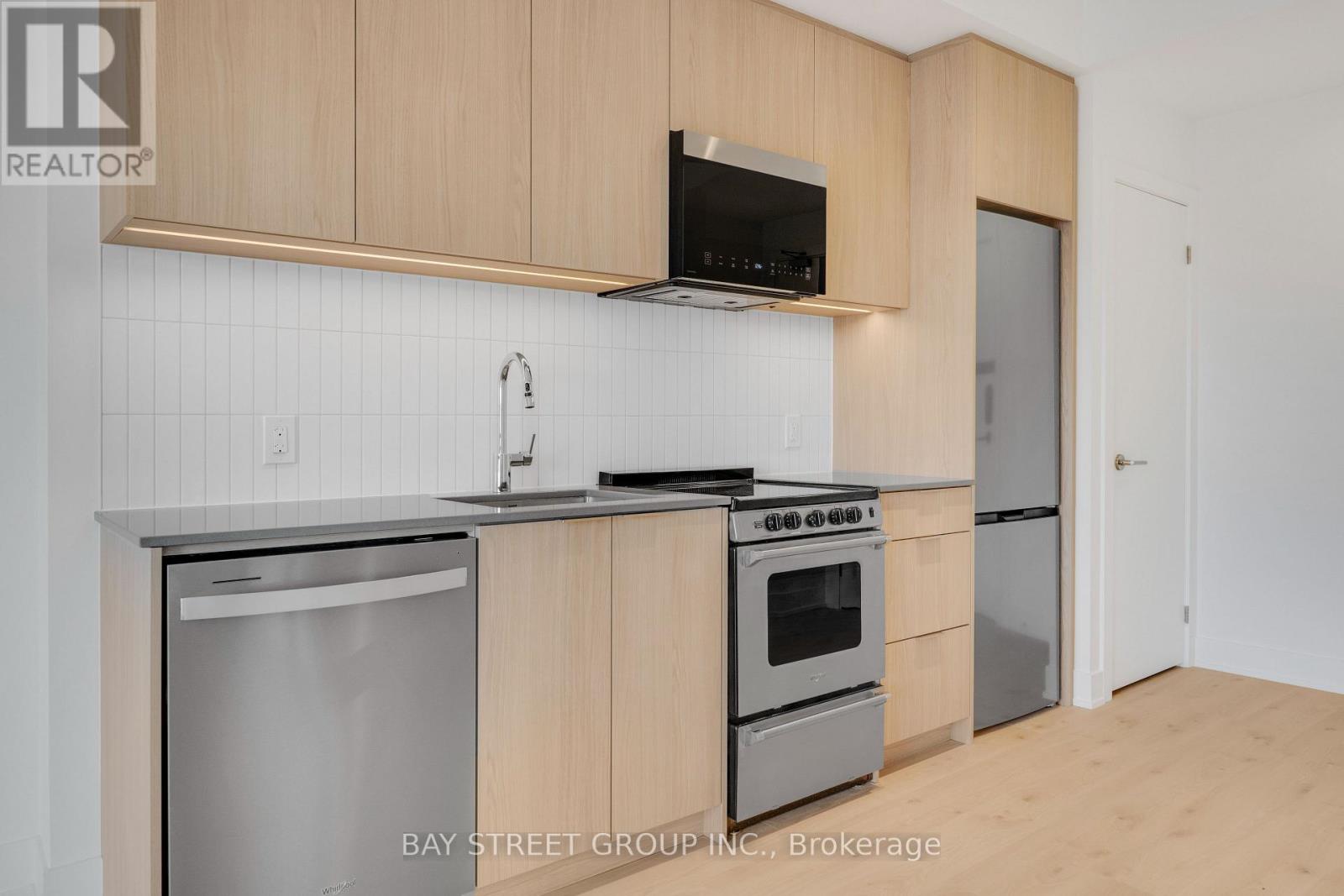 503 - 3008 William Cutmore Boulevard, Oakville, Ontario  L6H 8A4 - Photo 13 - W13862422