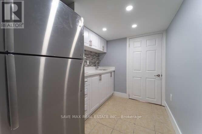 25 Tulip Drive, Brampton, Ontario  L6Y 3T5 - Photo 25 - W13862436