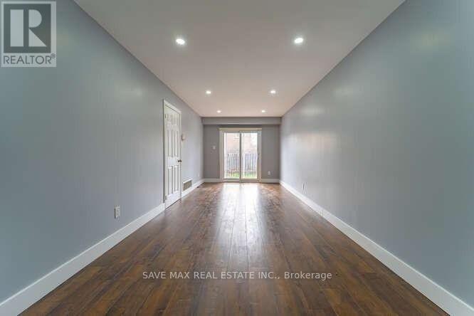 25 Tulip Drive, Brampton, Ontario  L6Y 3T5 - Photo 6 - W13862436
