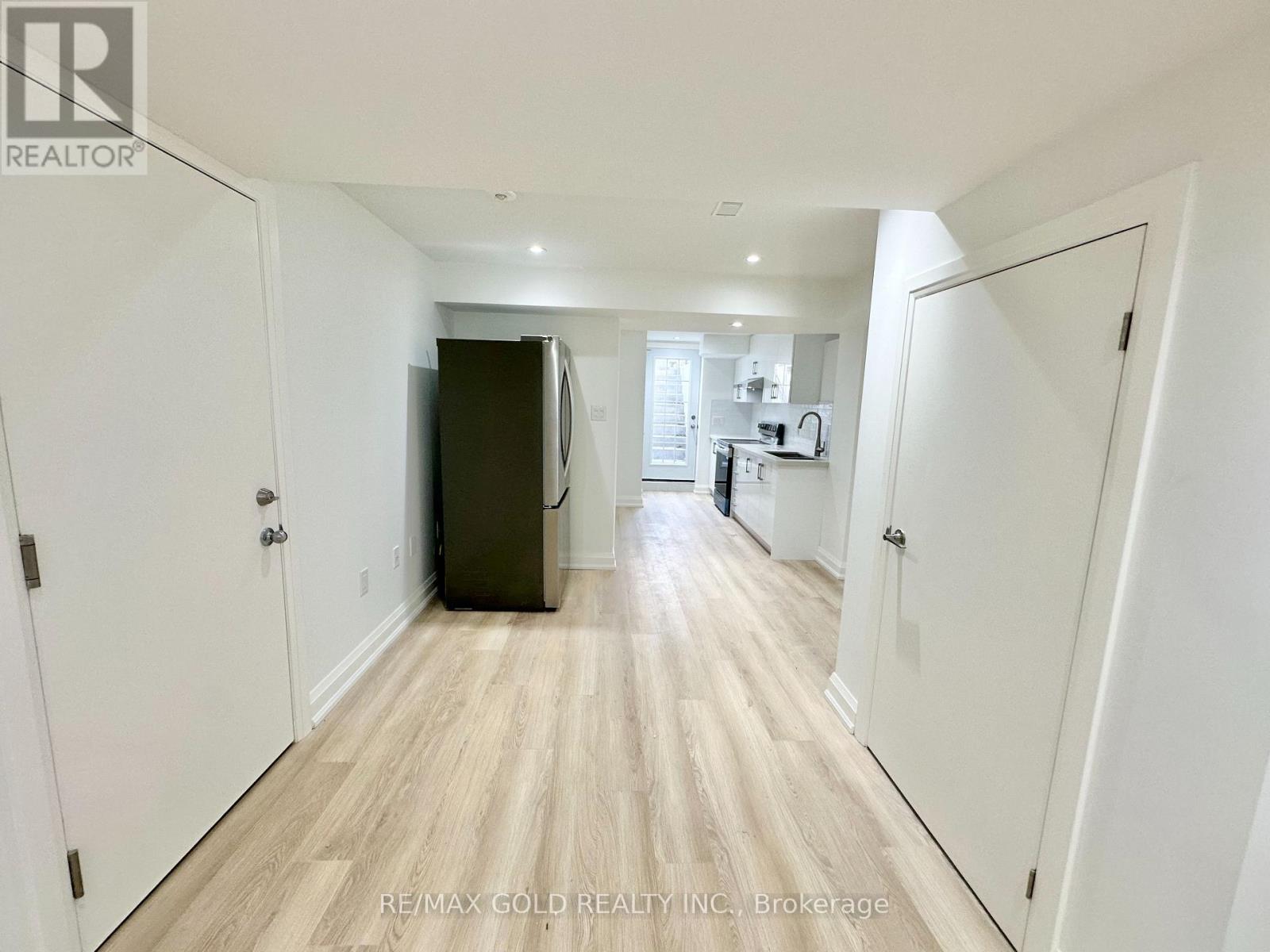 Basement - 7099 Village Walk, Mississauga, Ontario  L5W 1X5 - Photo 14 - W13862482
