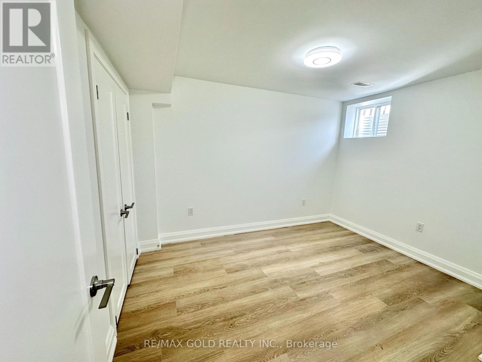 Basement - 7099 Village Walk, Mississauga, Ontario  L5W 1X5 - Photo 17 - W13862482