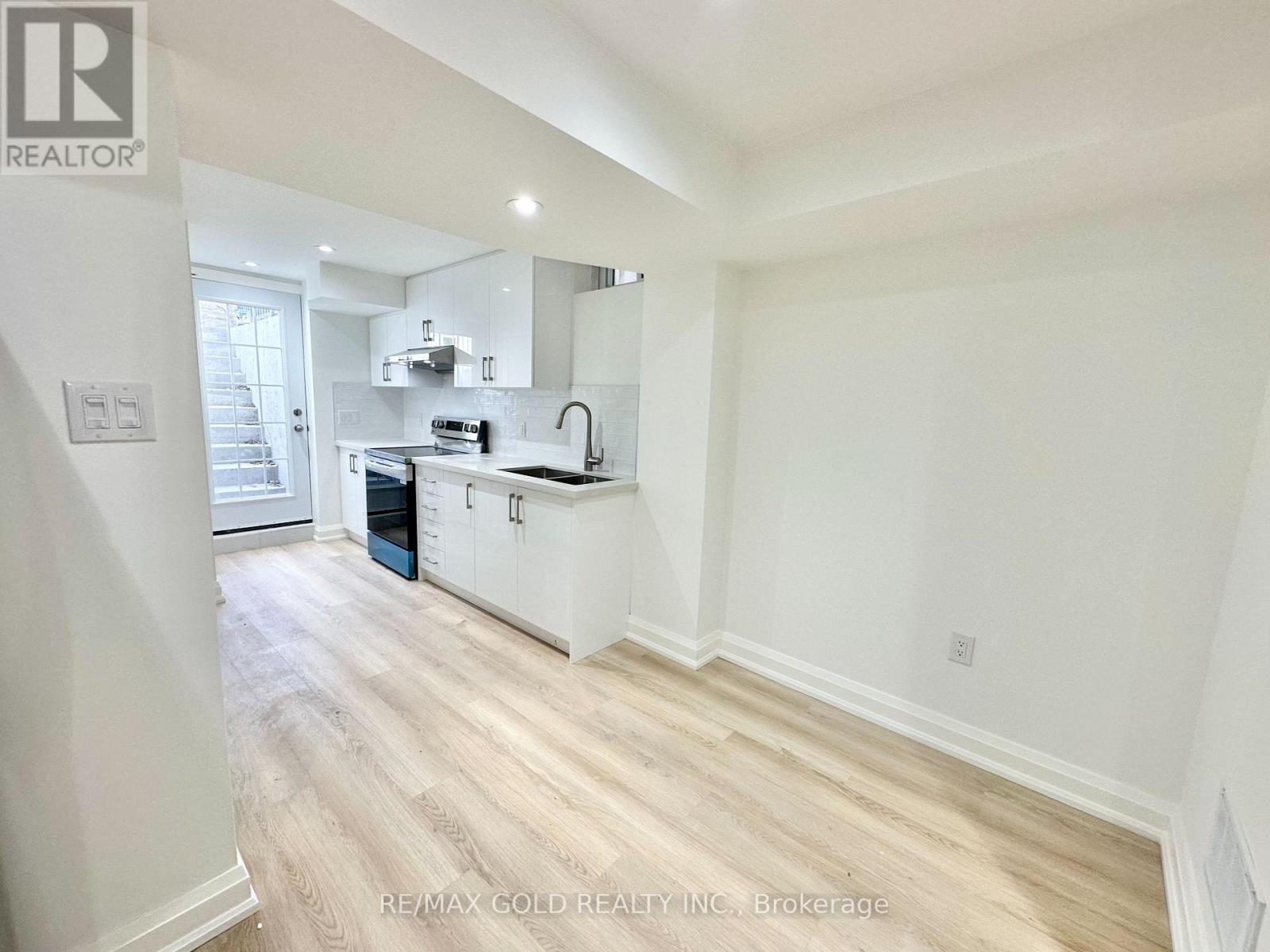 Basement - 7099 Village Walk, Mississauga, Ontario  L5W 1X5 - Photo 5 - W13862482