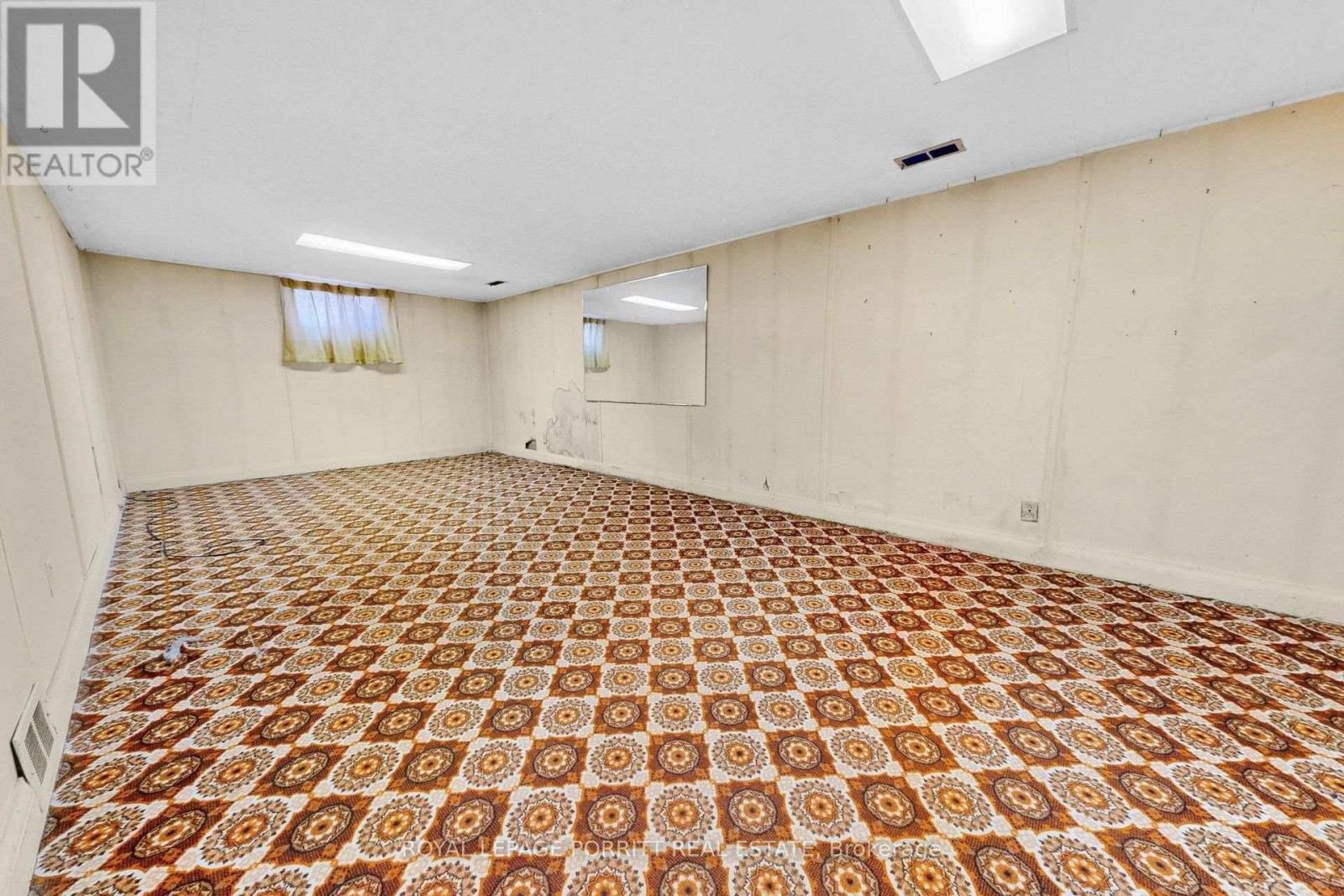 9 Putney Road, Toronto, Ontario  M8W 2K6 - Photo 15 - W13862572