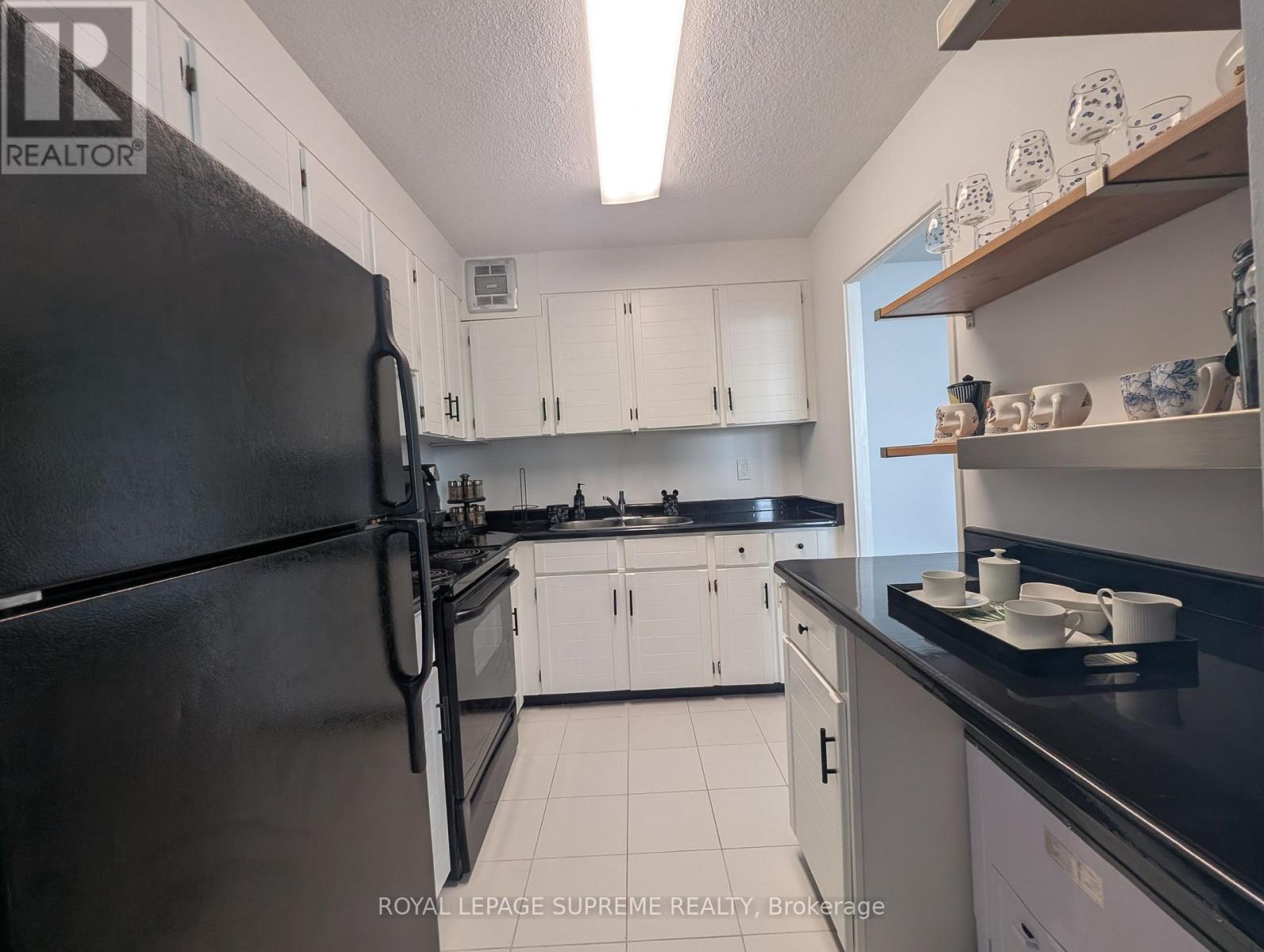 1514 - 541 Blackthorn Avenue, Toronto, Ontario  M6M 5A6 - Photo 13 - W13862620