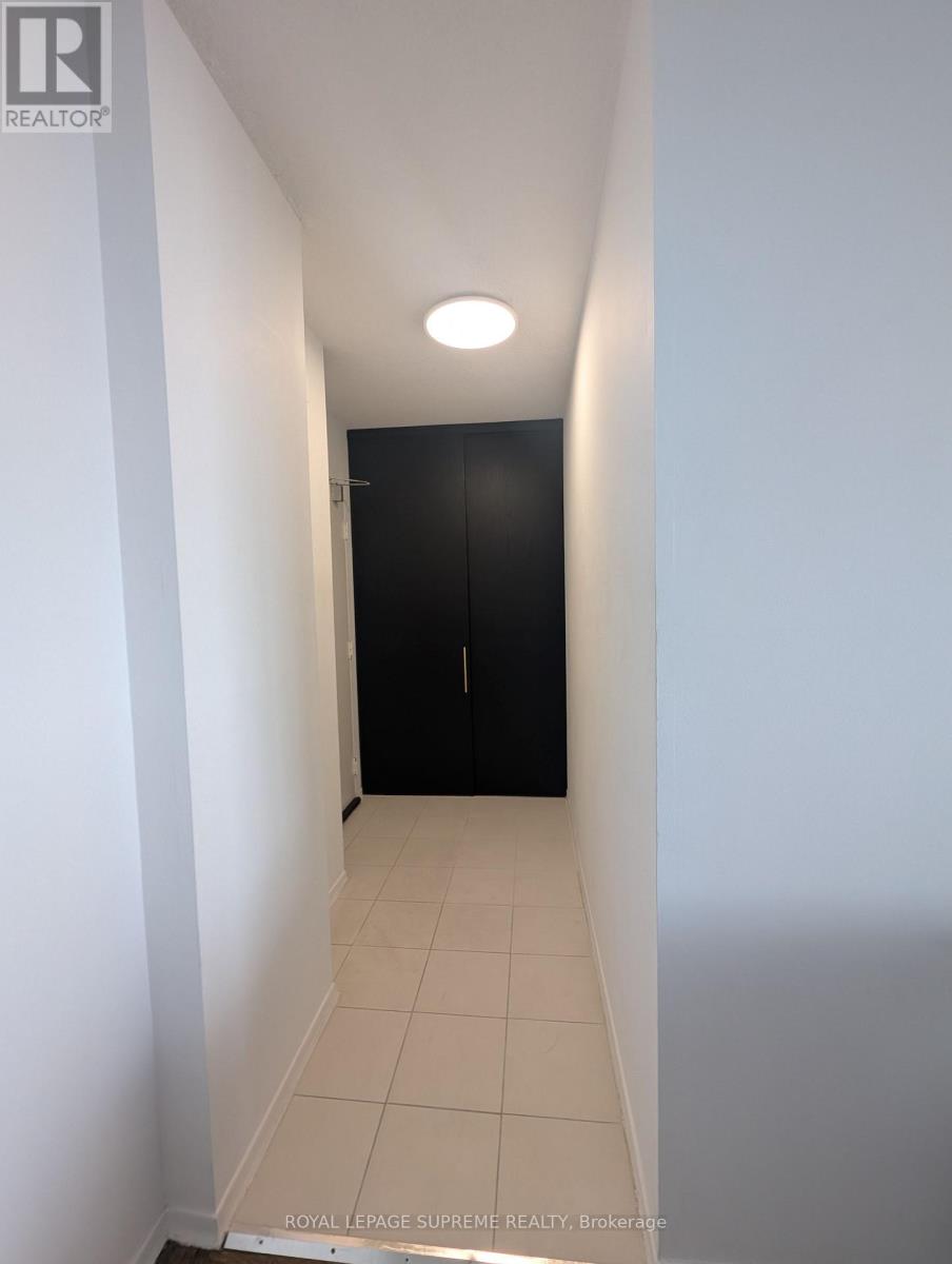 1514 - 541 Blackthorn Avenue, Toronto, Ontario  M6M 5A6 - Photo 17 - W13862620
