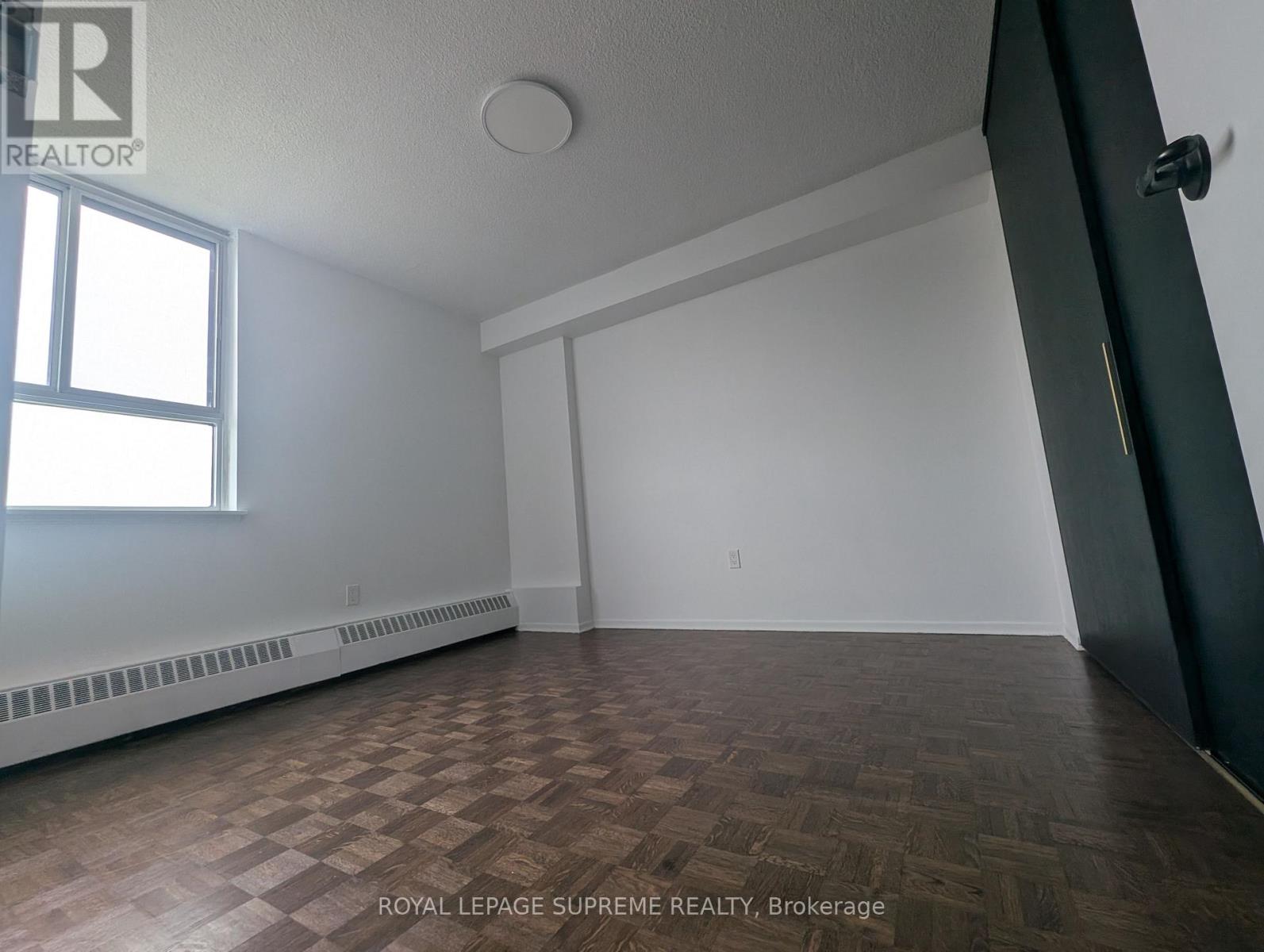 1514 - 541 Blackthorn Avenue, Toronto, Ontario  M6M 5A6 - Photo 8 - W13862620