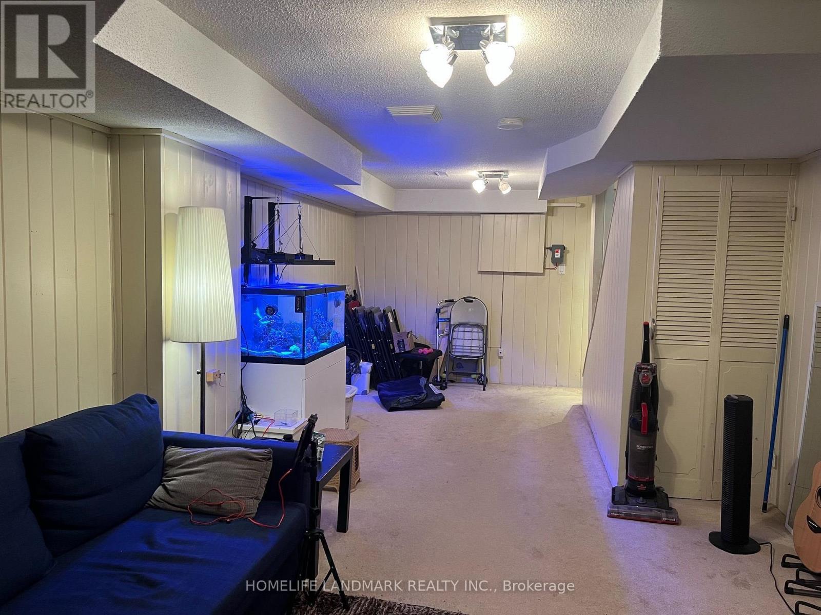 6043 Chidham Crescent, Mississauga, Ontario  L5N 2R8 - Photo 10 - W13862632
