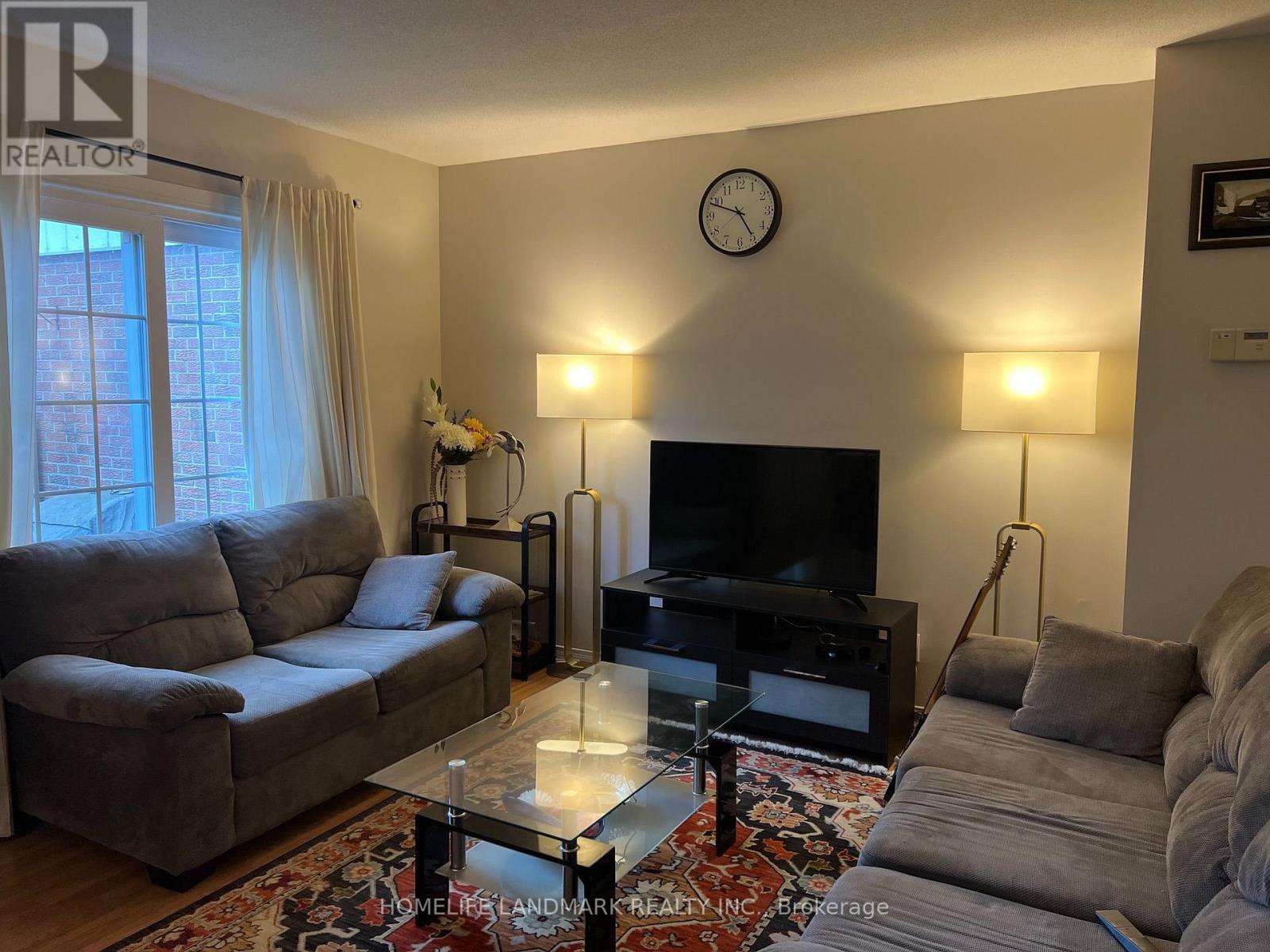 6043 Chidham Crescent, Mississauga, Ontario  L5N 2R8 - Photo 2 - W13862632