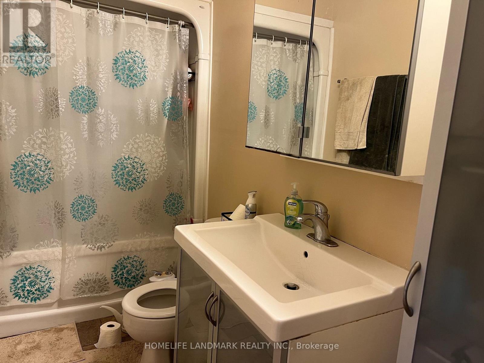 6043 Chidham Crescent, Mississauga, Ontario  L5N 2R8 - Photo 9 - W13862632