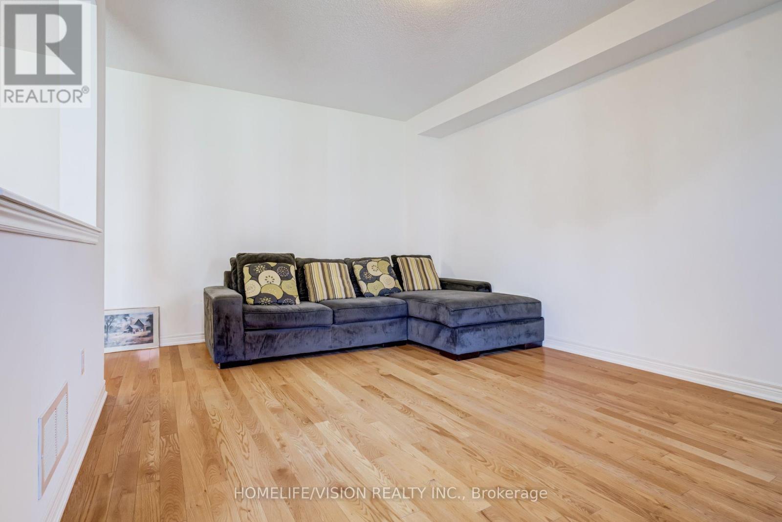 383 Royal West Drive, Brampton, Ontario  L6X 0B3 - Photo 12 - W13862686