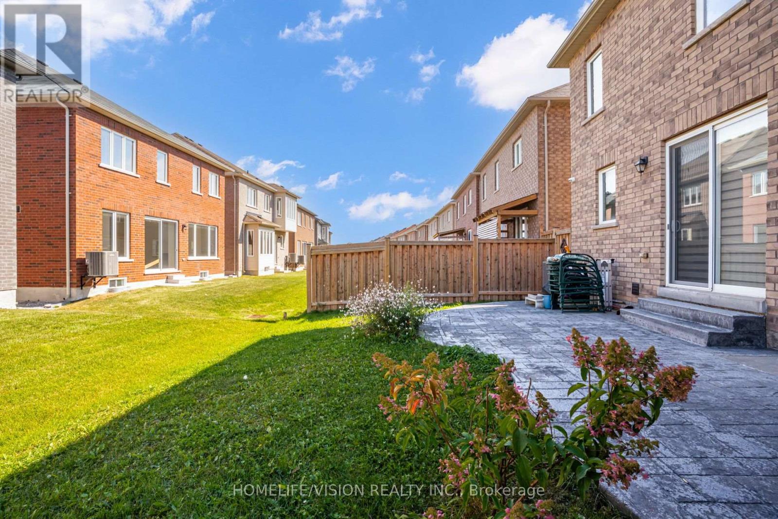 383 Royal West Drive, Brampton, Ontario  L6X 0B3 - Photo 45 - W13862686
