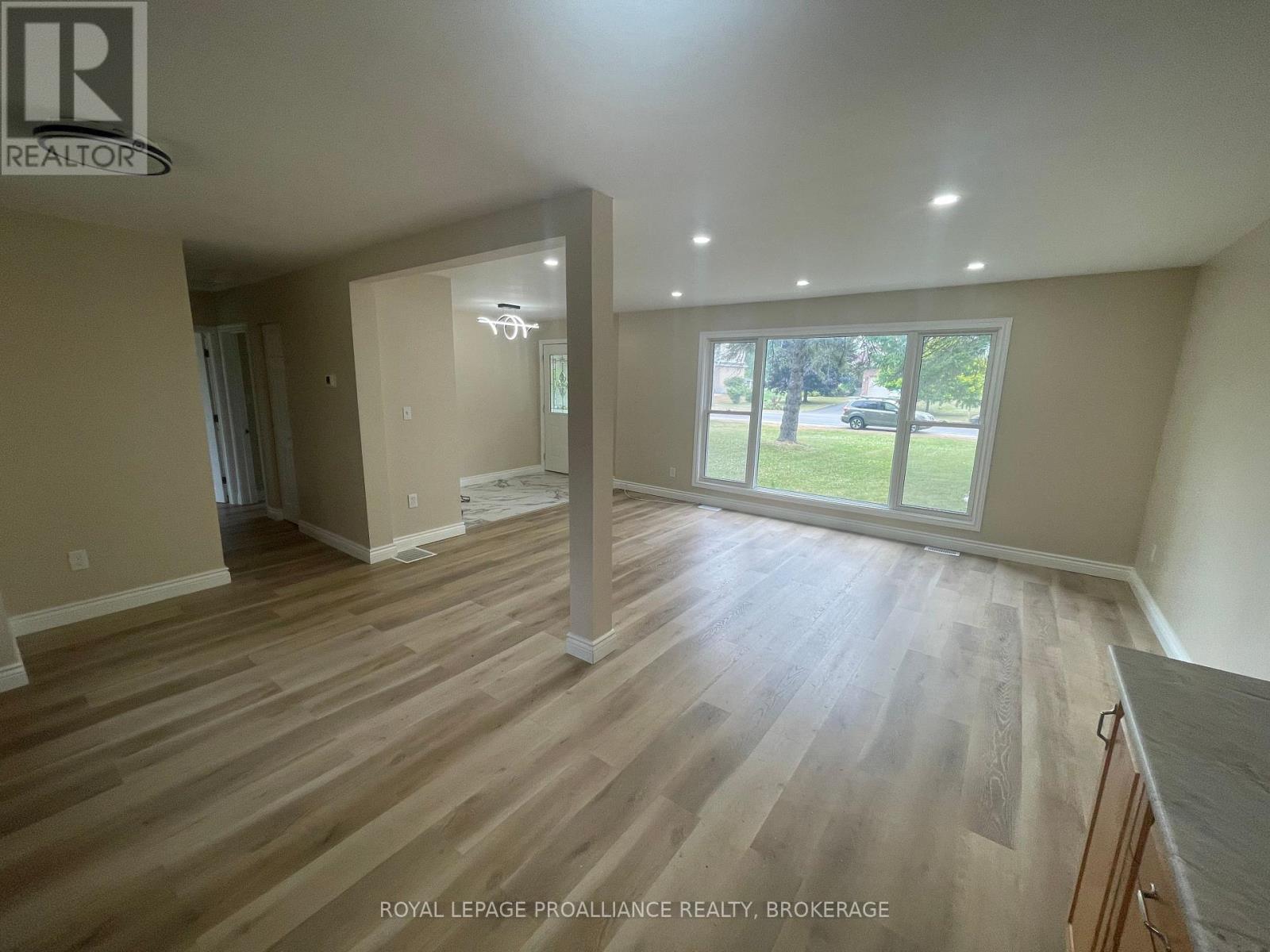 462 Coronation Boulevard, Loyalist, Ontario  K7M 5P9 - Photo 7 - X13861020